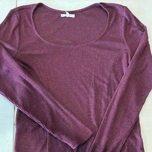 Ribbed Tunic, round neck Maurices size large